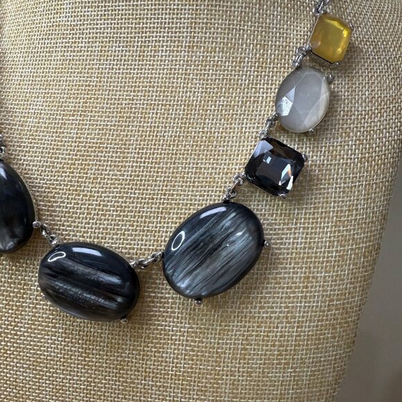 Multi-Stone Necklace With Oval Gray Shell Beads & Faceted Yellow/Smoky Quartz St - Picture 3 of 12